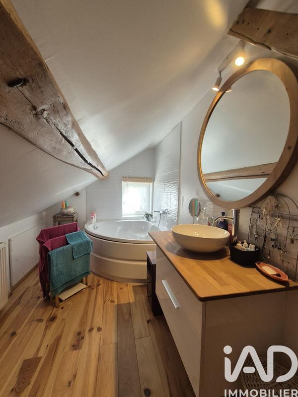 Maison de village - 105 m² - 4 pièces