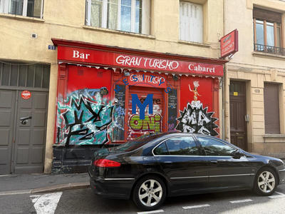 Local commercial - 70 m² - 3 pièces