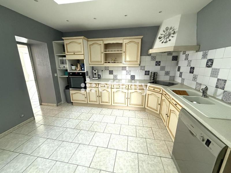 Maison - 150 m² - 5 pièces