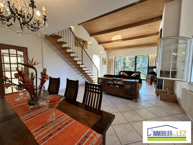 Villa - 220 m² - 7 pièces