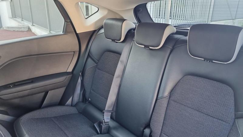 Renault Captur 1.6 E-Tech full hybride 145 Edc Techno Fast Track