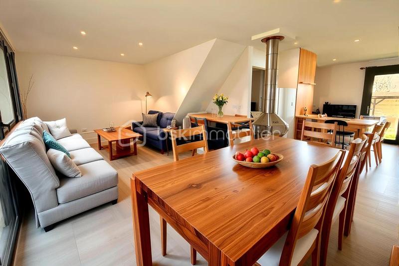 Propriété - 140 m² - 6 pièces