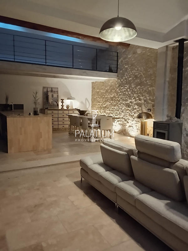 Maison - 141 m² - 5 pièces