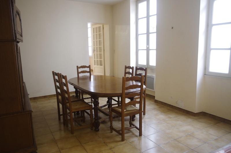 Maison - 220 m² - 10 pièces