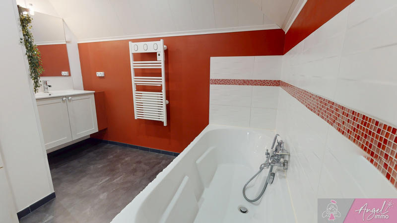 Maison - 119 m² - 6 pièces