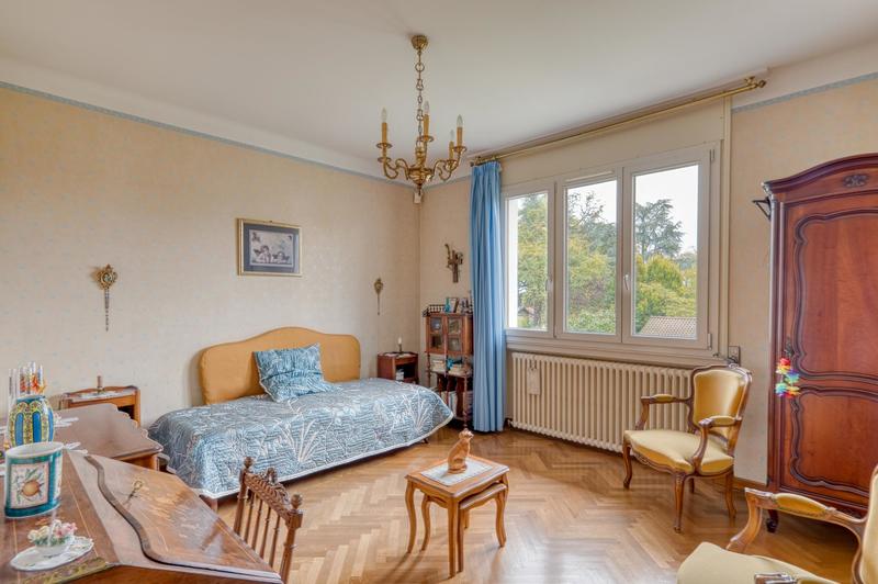 Maison traditionnelle - 191 m² - 7 pièces