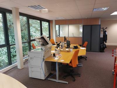 Bureau - 85 m²