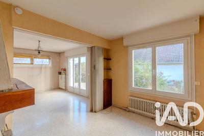 Maison - 134 m² - 7 pièces