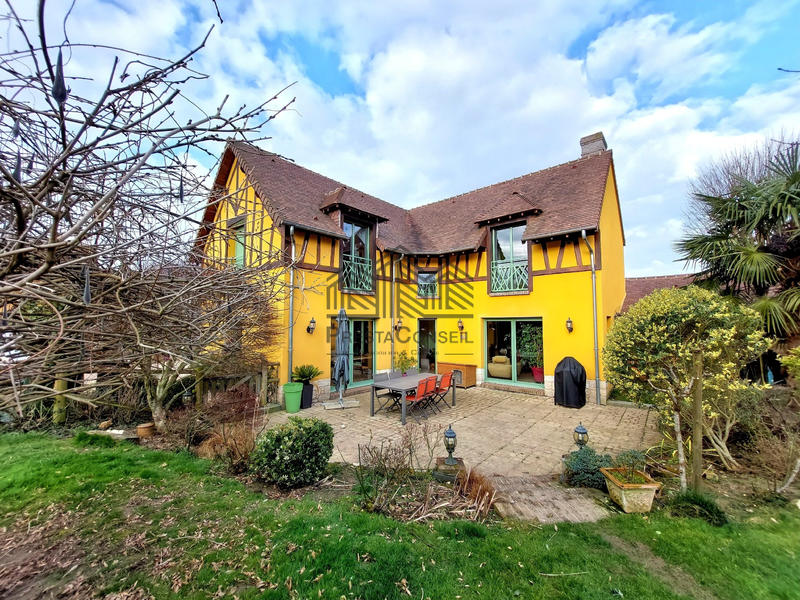 Maison - 160 m² - 5 pièces