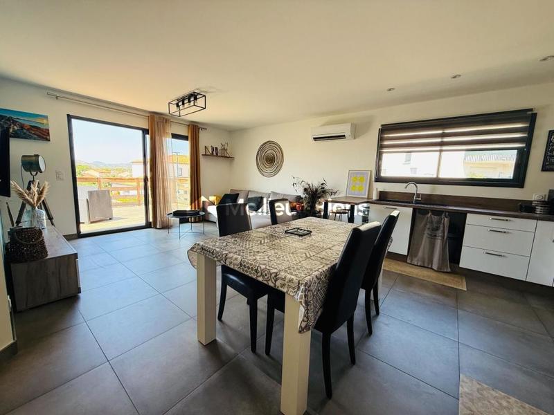 Villa - 80 m² - 4 pièces