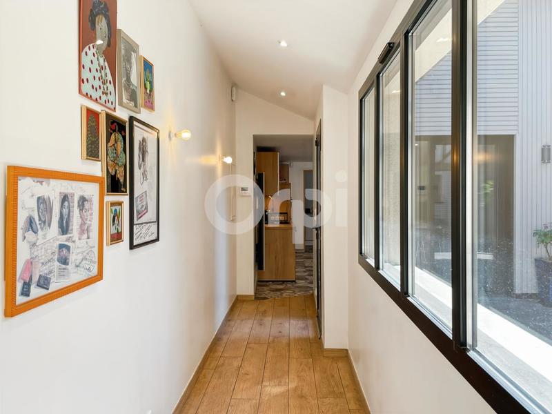 Propriété - 276 m² - 10 pièces