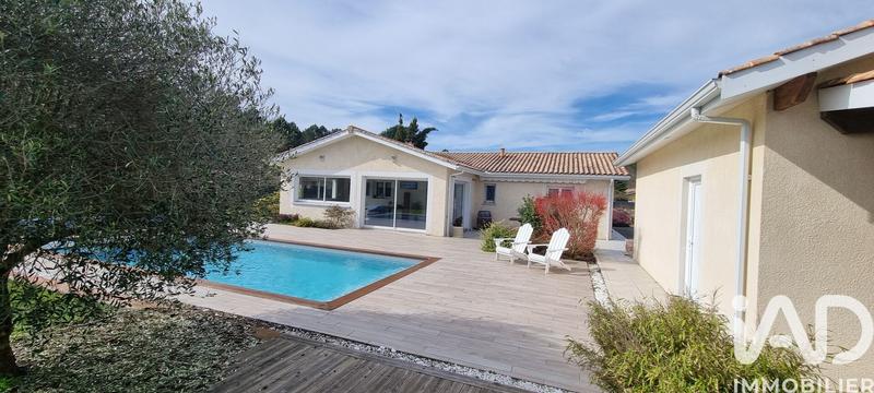 Maison - 135 m² - 6 pièces