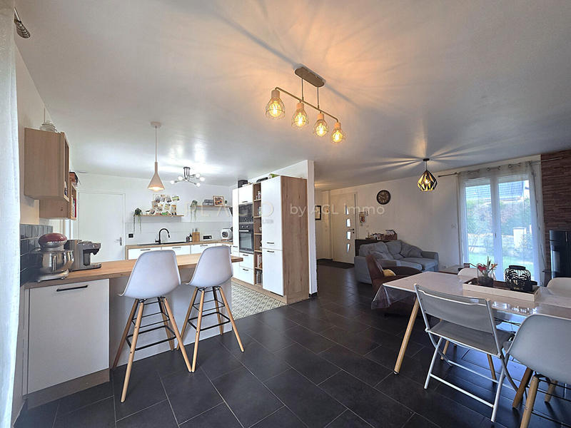 Maison - 128 m² - 7 pièces