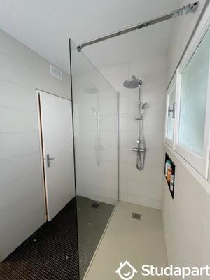 Chambre - 14 m² - 1 pièce