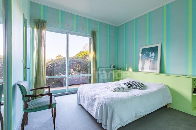 Maison d'architecte - 320 m² - 9 pièces