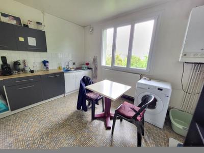 Appartement - 86 m² - 3 pièces