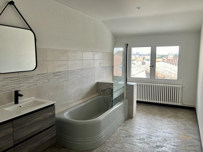 Maison - 150 m² - 5 pièces