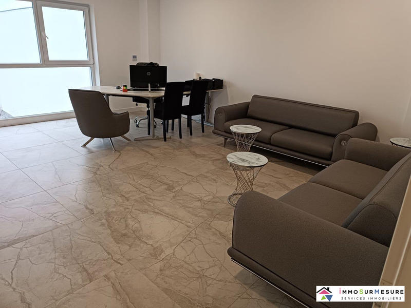 Bureau - 30 m² - 1 pièce