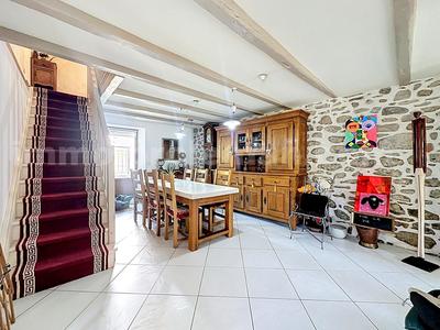Maison - 168 m² - 5 pièces