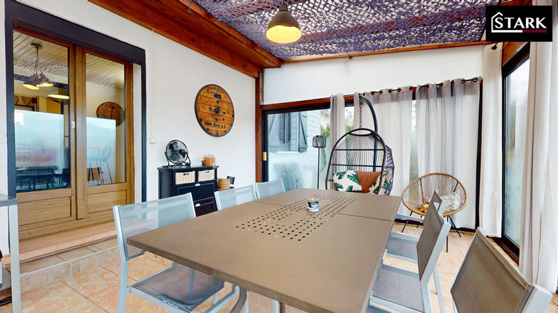 Maison - 105 m² - 6 pièces