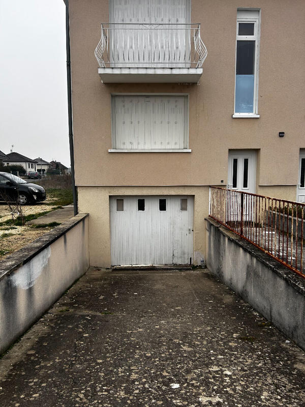 Appartement - 95 m² - 5 pièces