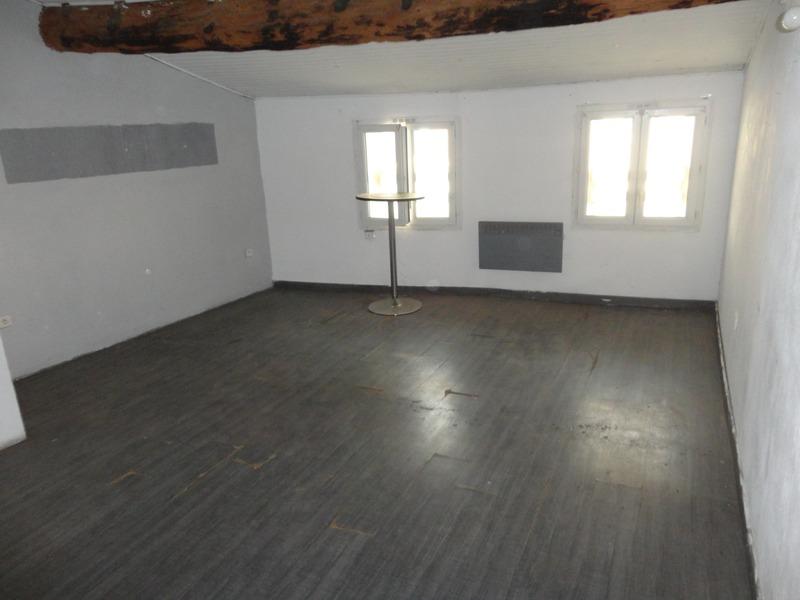 Maison - 179 m² - 11 pièces