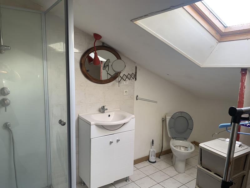 Maison - 250 m² - 10 pièces