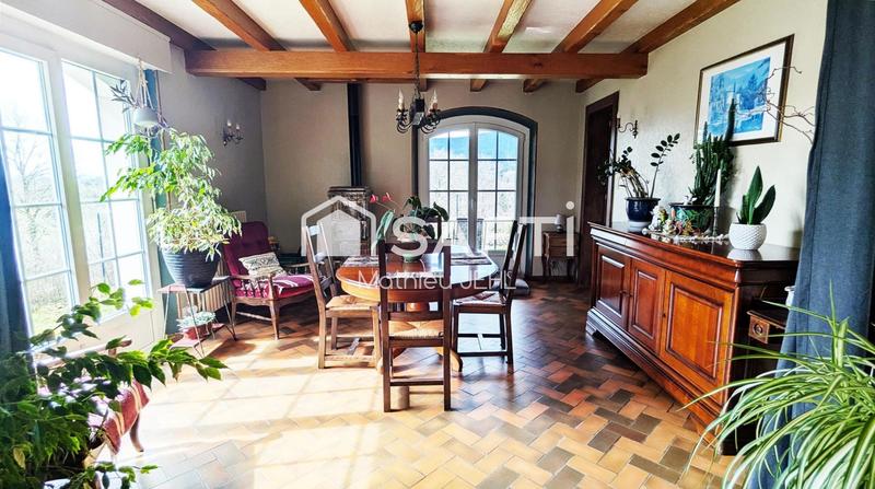 Maison - 135 m² - 6 pièces