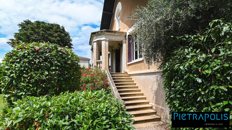 Maison ancienne - 190 m² - 6 pièces