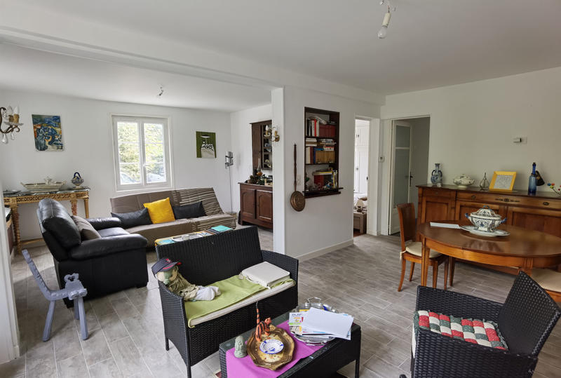 Maison - 217 m² - 7 pièces