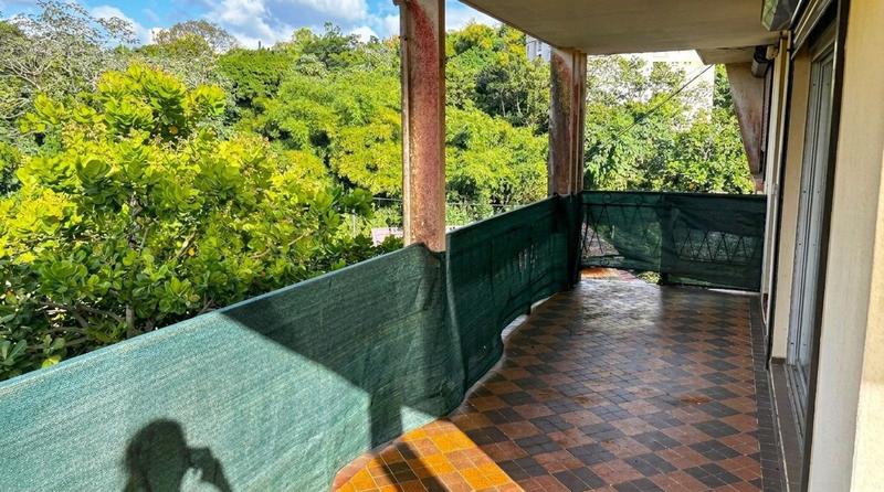 Maison - 195 m² - 9 pièces