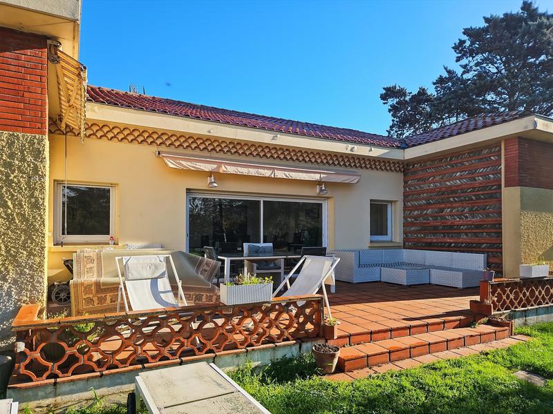 Maison - 204 m² - 7 pièces