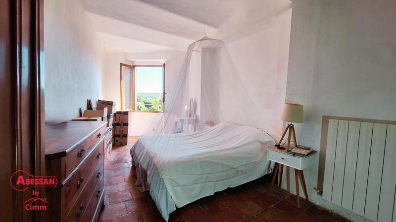 Maison - 196 m² - 7 pièces