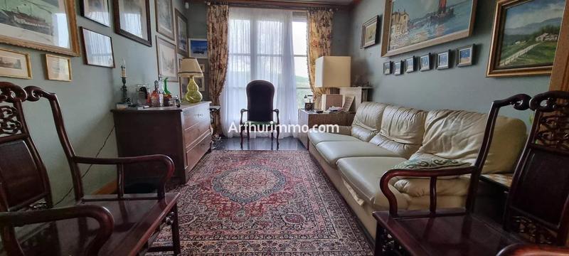 Maison - 180 m² - 7 pièces