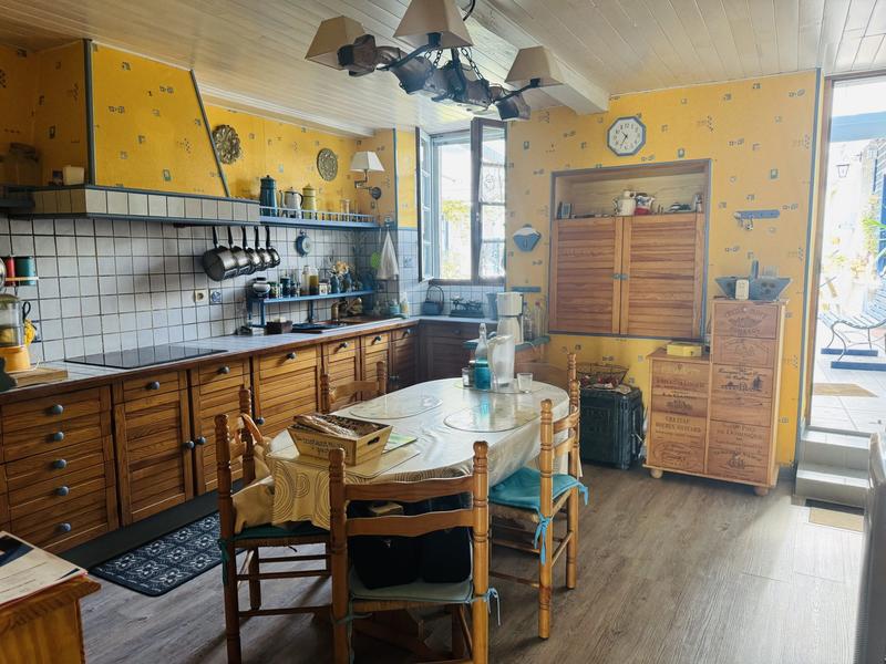 Maison - 167 m² - 5 pièces