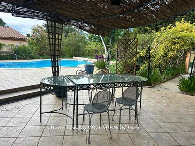 Maison - 162 m² - 6 pièces