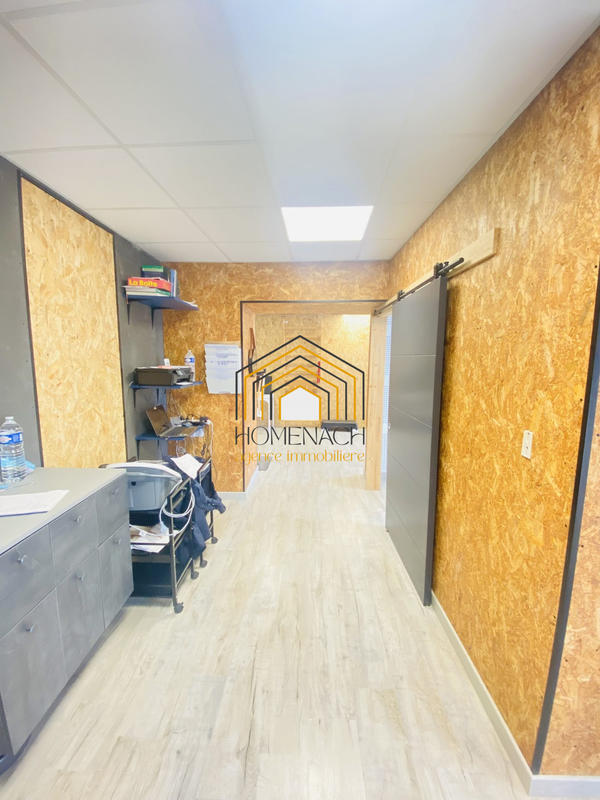 Local d'activités - 60 m² - 3 pièces