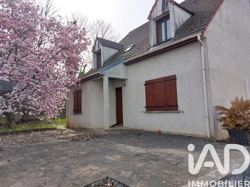 Maison - 135 m² - 6 pièces