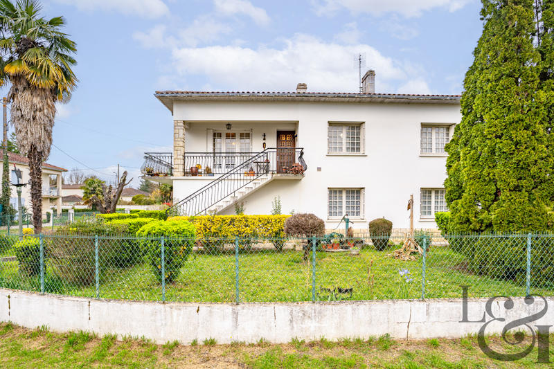 Maison - 156 m² - 7 pièces