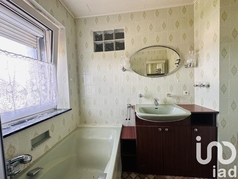 Maison - 180 m² - 10 pièces