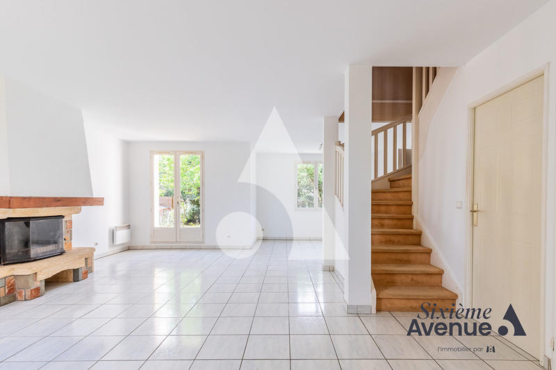 Maison - 140 m² - 7 pièces