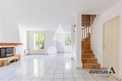 Maison - 140 m² - 7 pièces