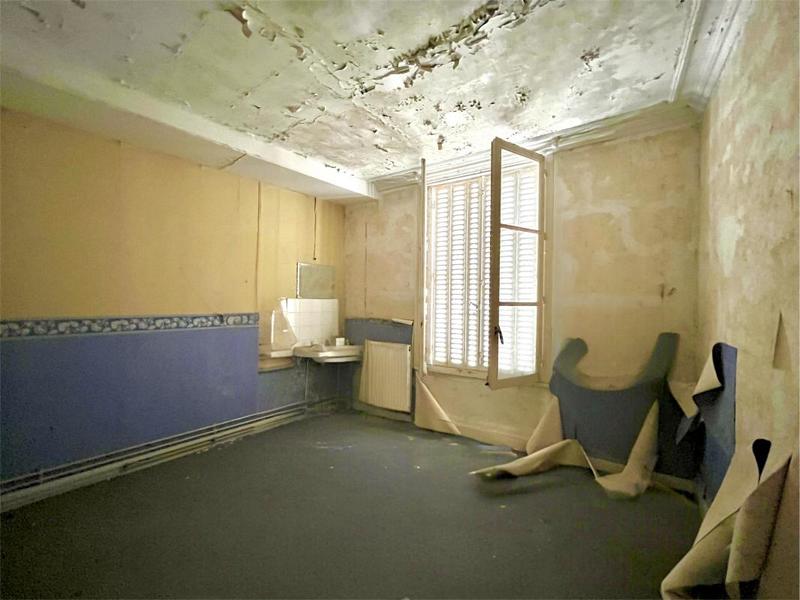 Immeuble - 264 m² - 9 pièces