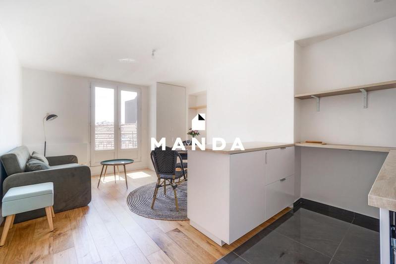 Studio - 23 m² - 1 pièce