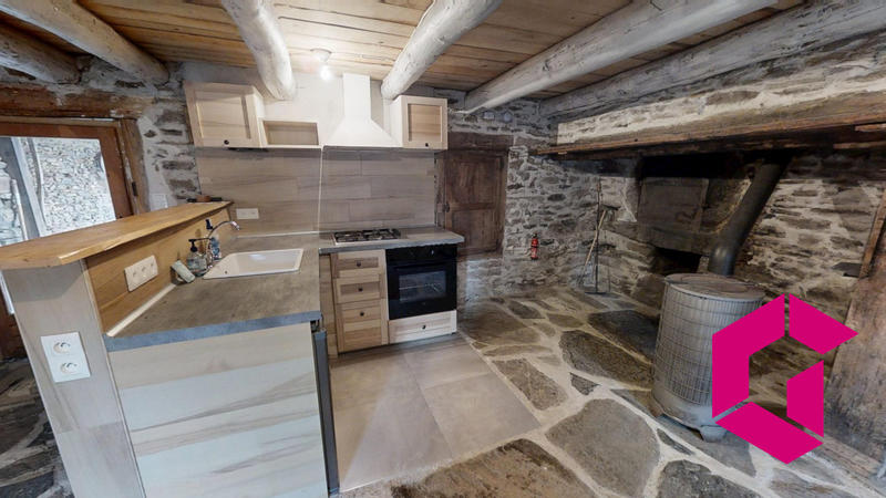 Maison ancienne - 85 m² - 3 pièces