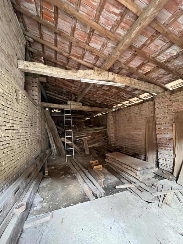 Maison - 300 m² - 5 pièces