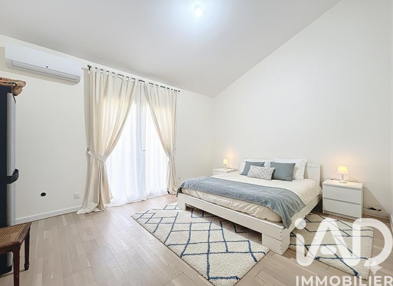 Maison - 190 m² - 5 pièces