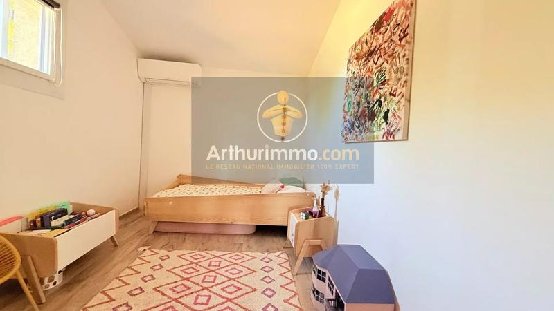 Maison - 185 m² - 7 pièces