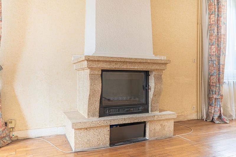 Maison - 302 m² - 8 pièces