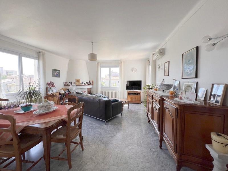 Appartement - 105 m² - 4 pièces